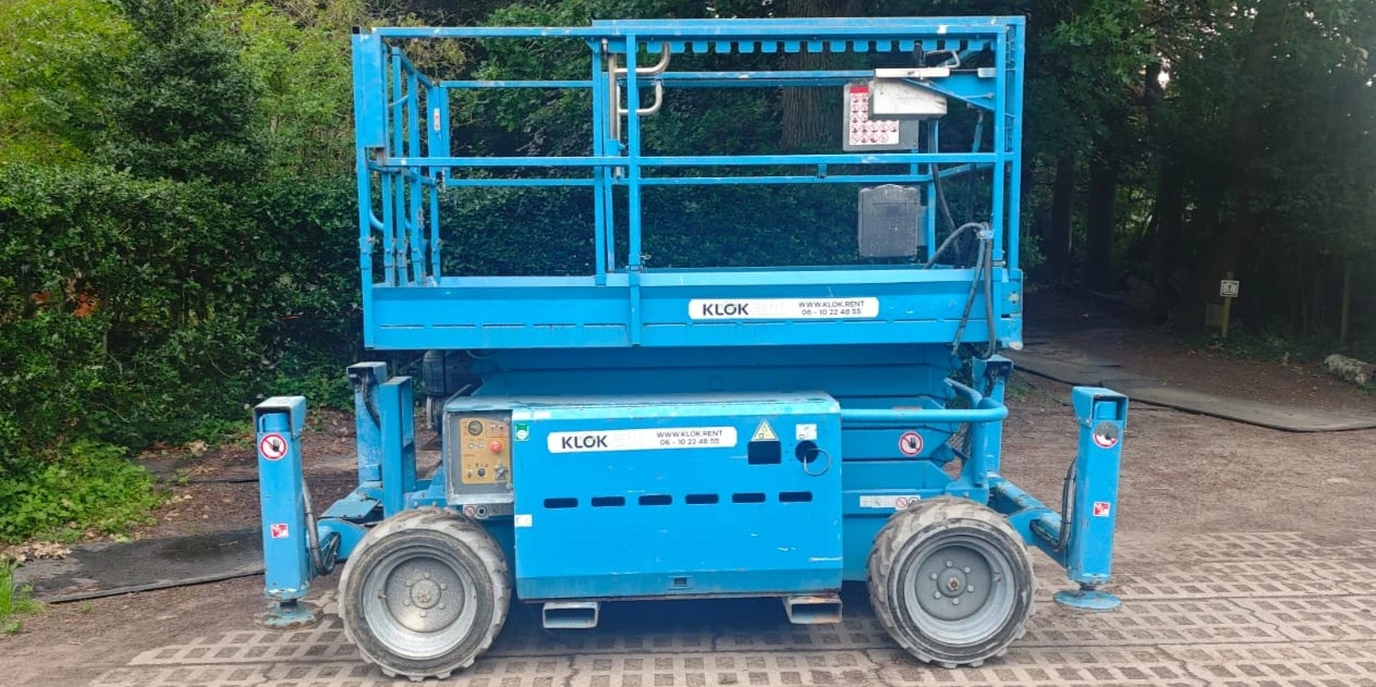 SkyJack SJ6832 RT